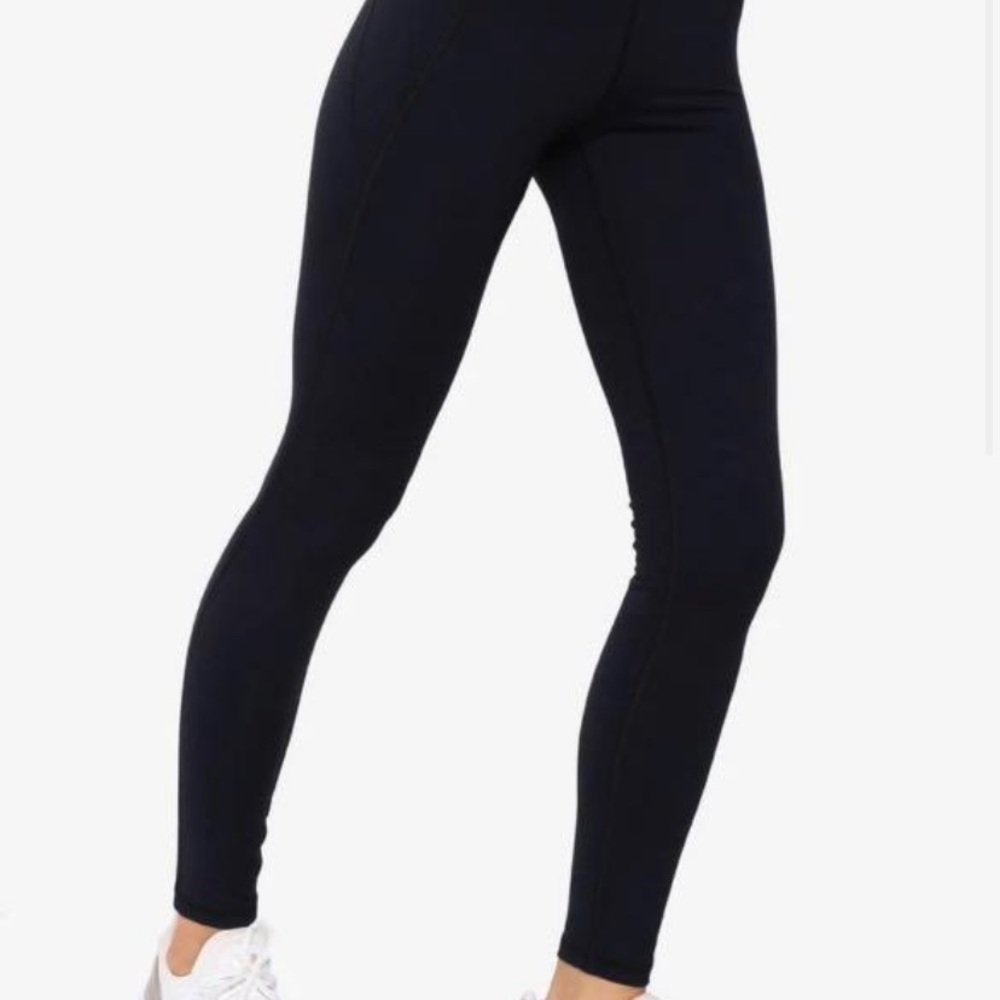 NWOT XS Under Armour High Waisted Ankle Leggings Black